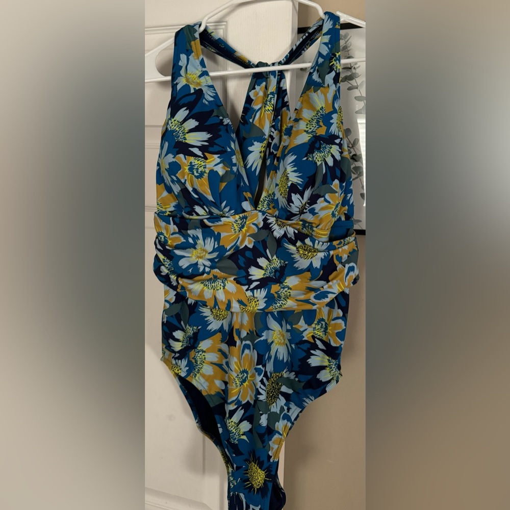 One piece swimsuit
